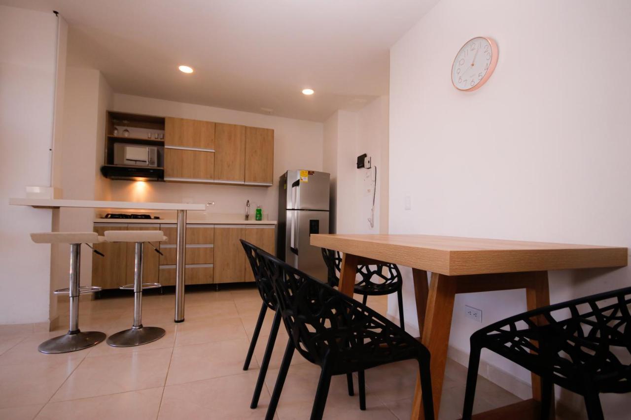 Apartamento La Martinera Plaza Principal Guatapé Exterior foto