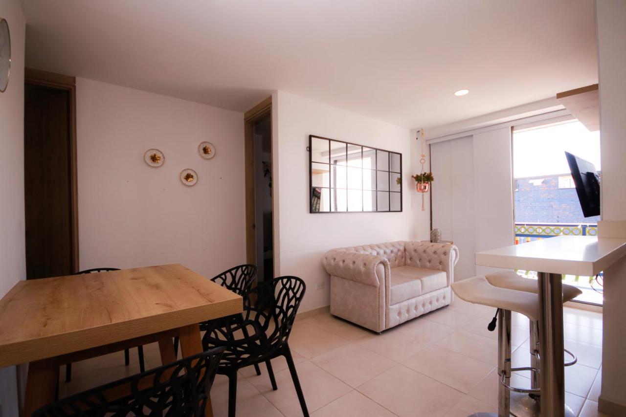 Apartamento La Martinera Plaza Principal Guatapé Exterior foto