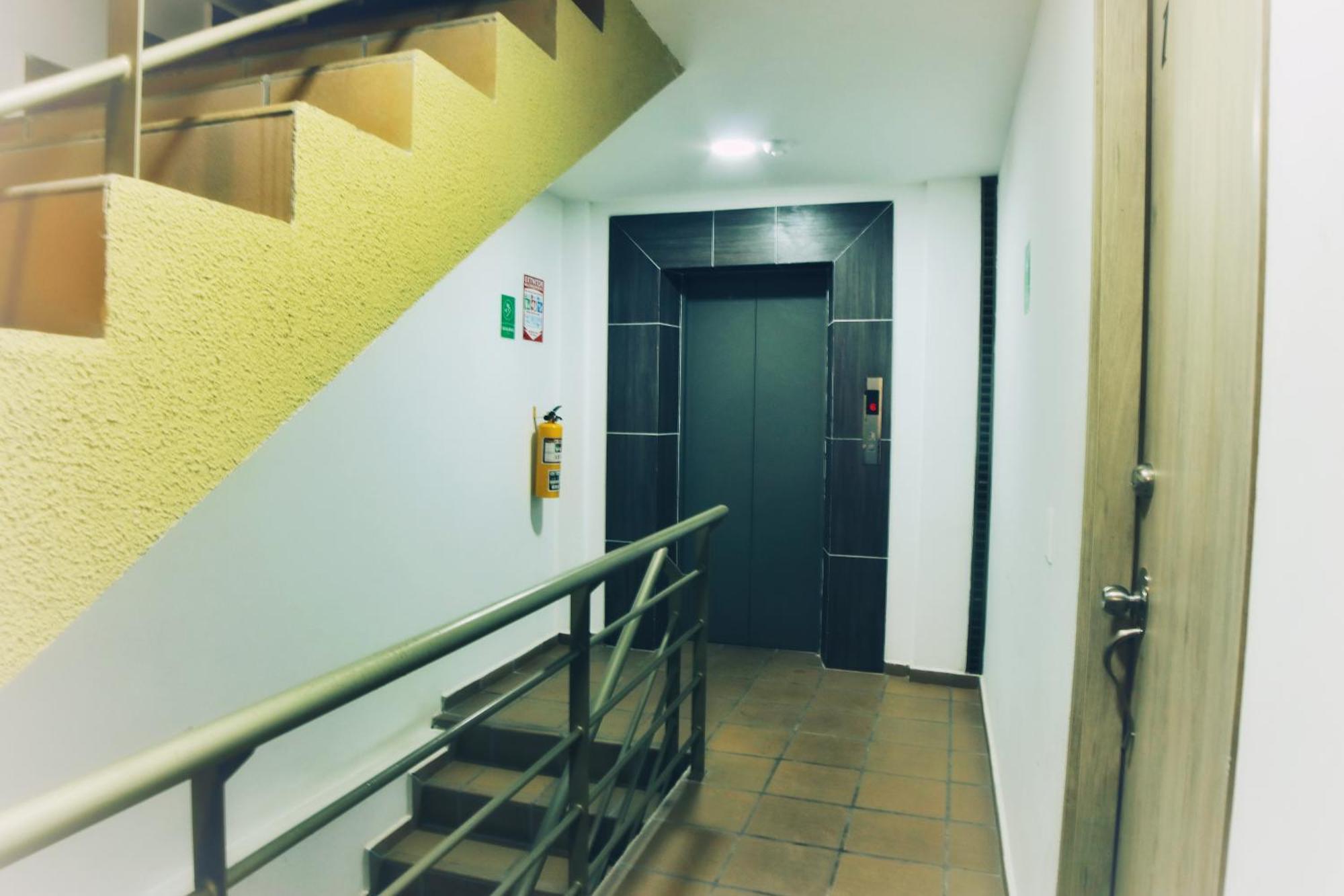 Apartamento La Martinera Plaza Principal Guatapé Exterior foto